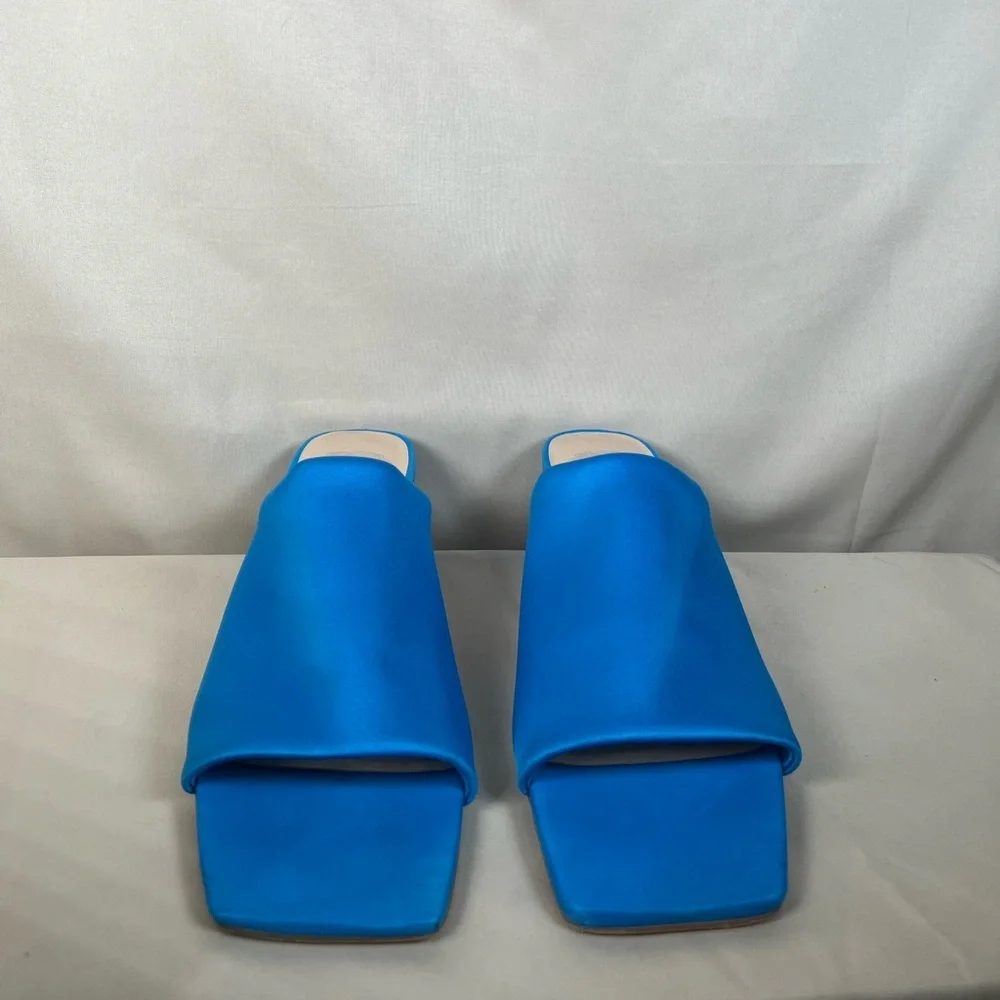 Vince Camuto Vibrant Blue Mules - Picture 3 of 12